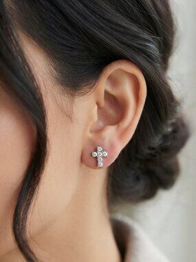 Rhinestone Cross Stud Earrings in Silver Tone